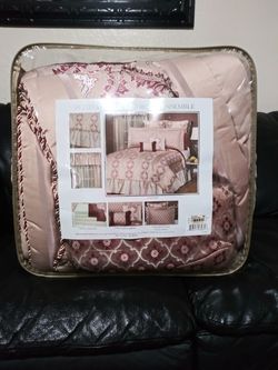 Comforter set