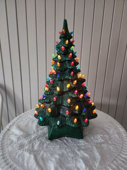 Beautiful Vintage Ceramic Christmas Tree