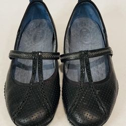 Privo By Clarks Womens 8.5 M Slip On Shoes Black T-Straps Removable Sole