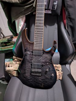 Schecter Banshee 7