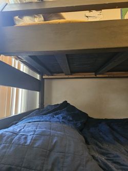 Sturdy Bunk Bed Wuth Matresses