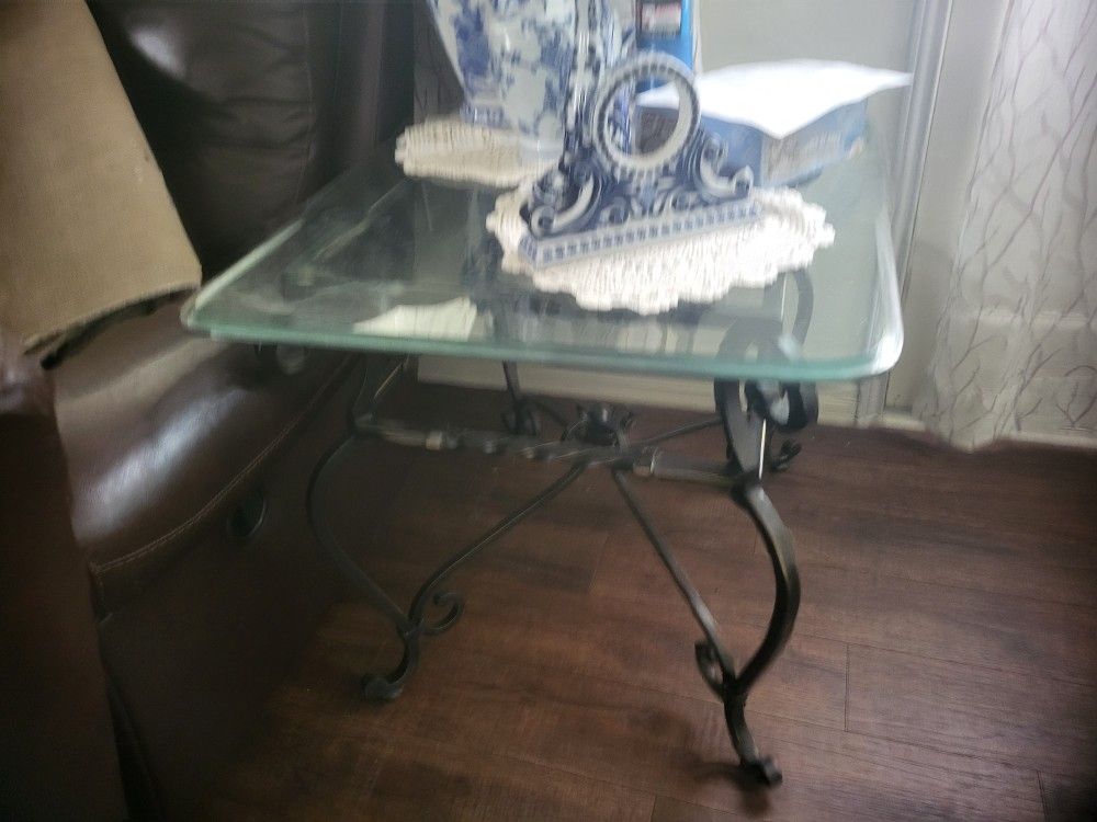 2 Corner Glass Tables