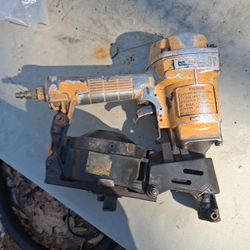 Roofing Nailer