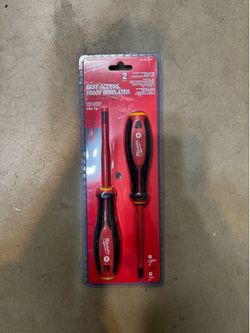 Milwaukee1000V Insulated Slim Tip Screwdriver Set (2-​Piece)​