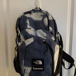 Supreme x The north face backpack