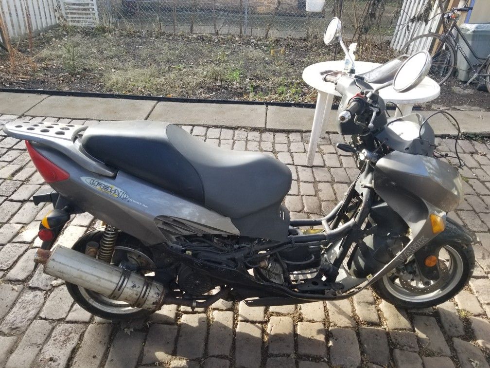 YES IT'S AVAILABLE Tank Urban Touring 150cc gas scooter for Sale in