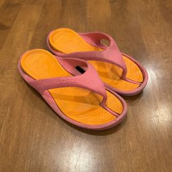 Woman’s Crocs Sandals Size 9 Well Loved Shipping Available 