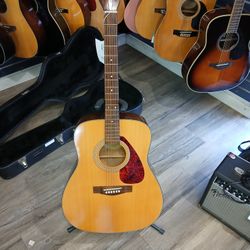 Yamaha Acoustic 