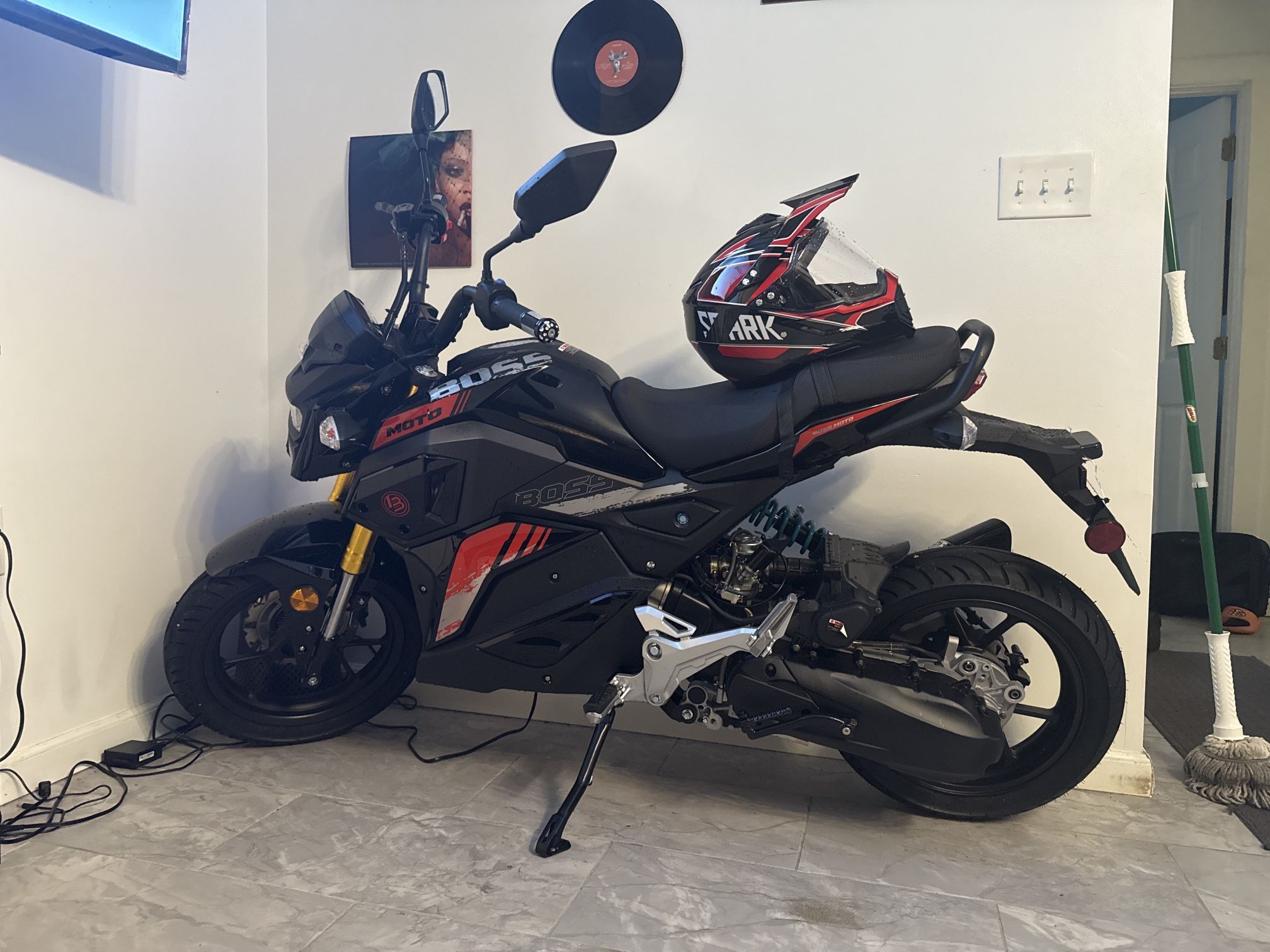 Automatic Motorcycle BOSS MOTOR