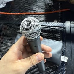 Shure SM58 Microphone