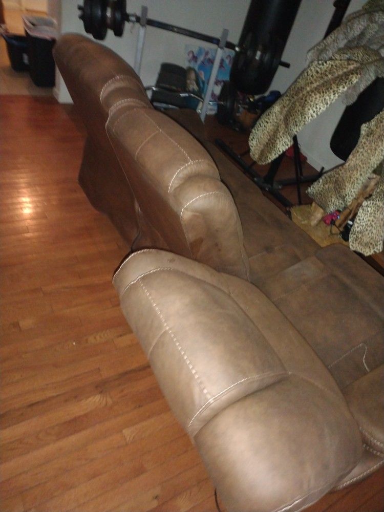 3 Seater Recliner Chair Brown Leather Sofa.