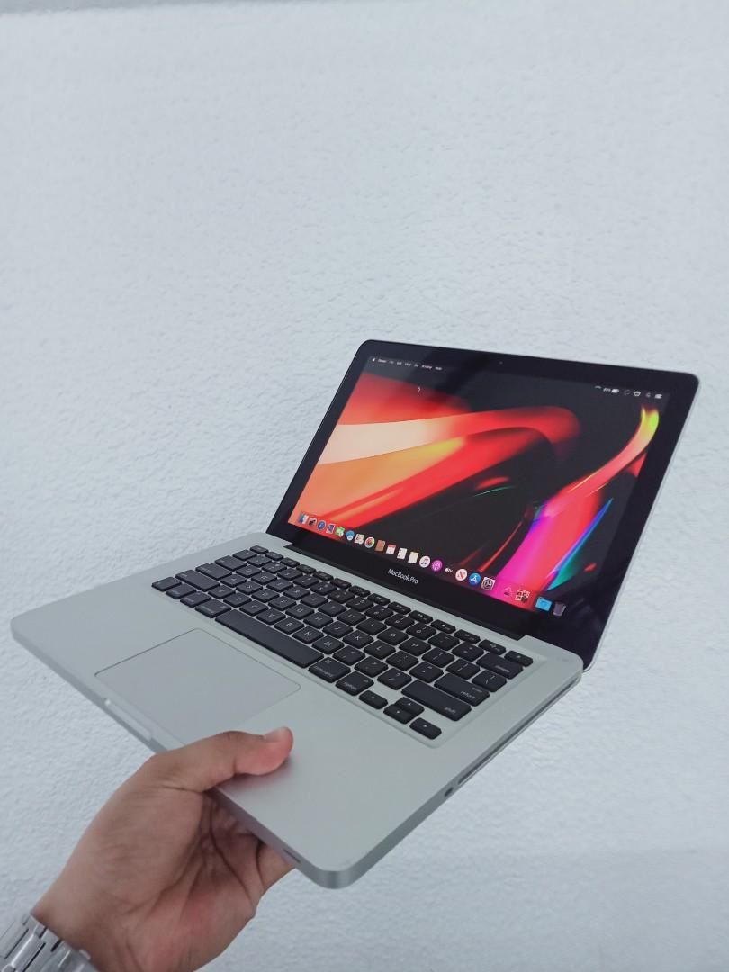 13” Apple MacBook Pro With Retina Display I5 Processor 8GB RAM 256GB SSD DRIVE $220