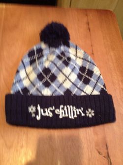 Jus' Chillin' blue skull cap size small