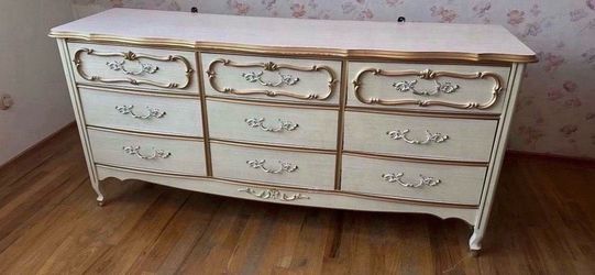 Dresser and mirror