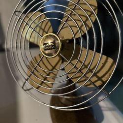 Vintage Fan (Manning Bowman)