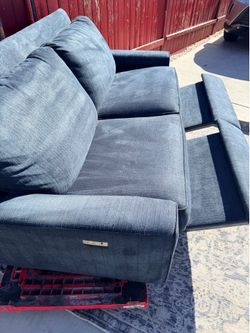 Modern Electric  usb charger la-z-boy loveseat automatic recliner Great Condition
