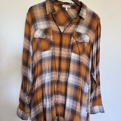 MAURICES PLAID SHIRT XL (A)