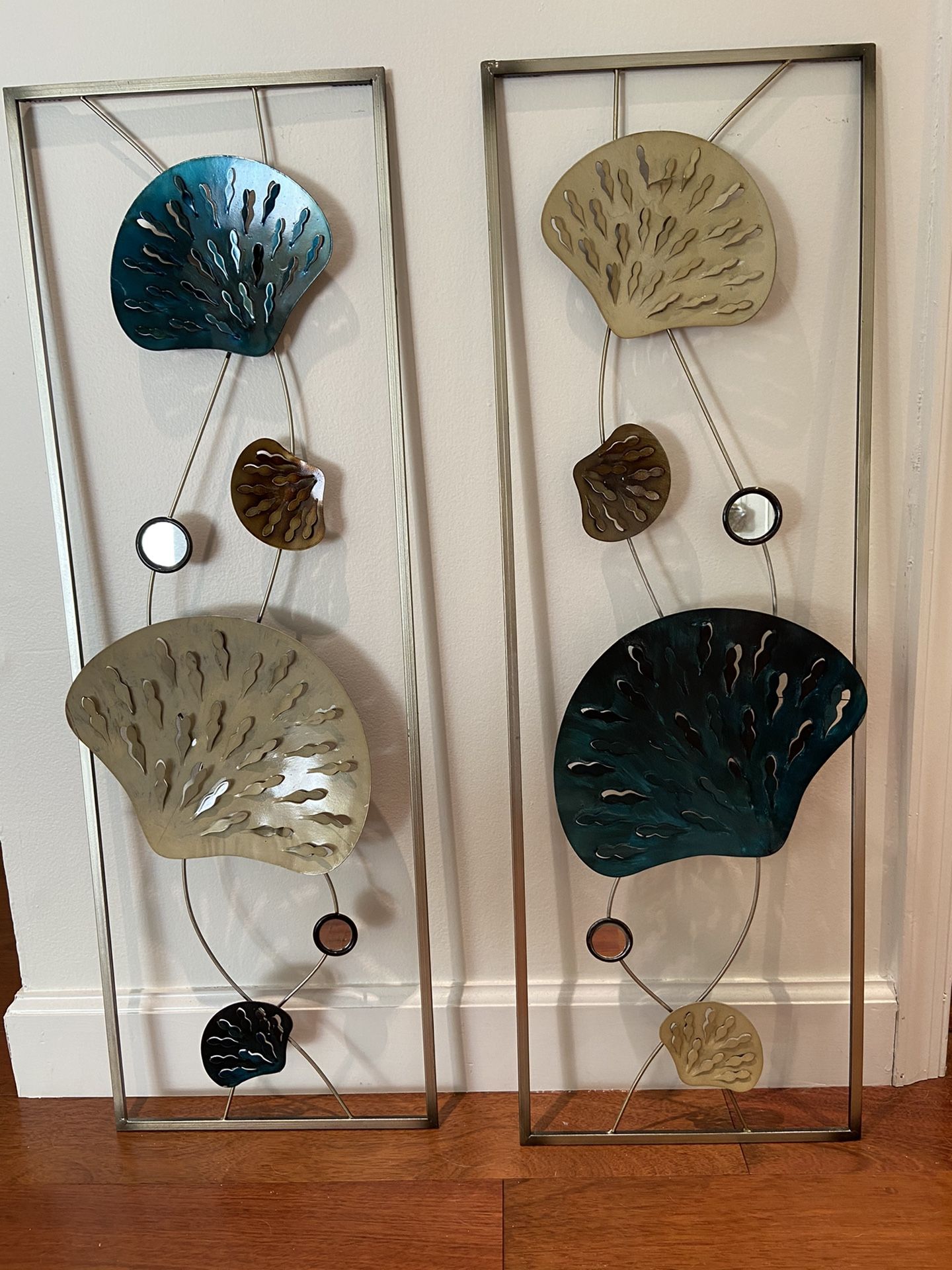 Shell metal wall art