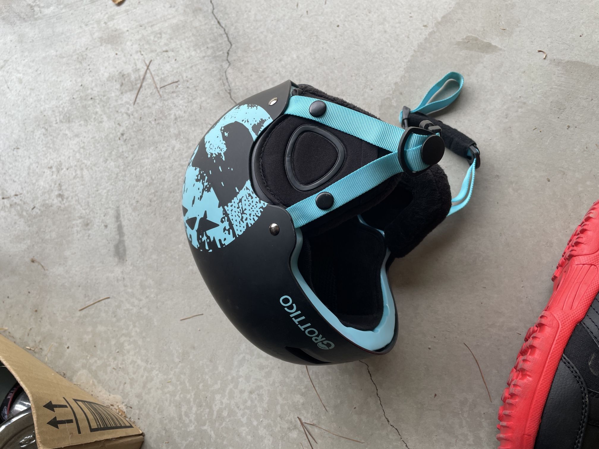Kids Snowboard/ Ski Helmet Size Small