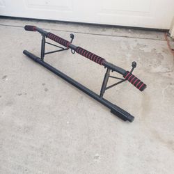 Pull Up Bar - Foldable 