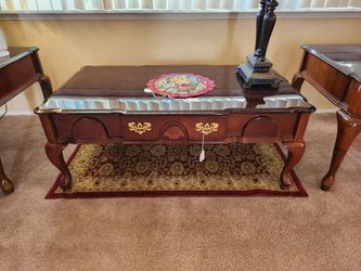 Queen Anne Cherry Wood Coffee Table with Drawer