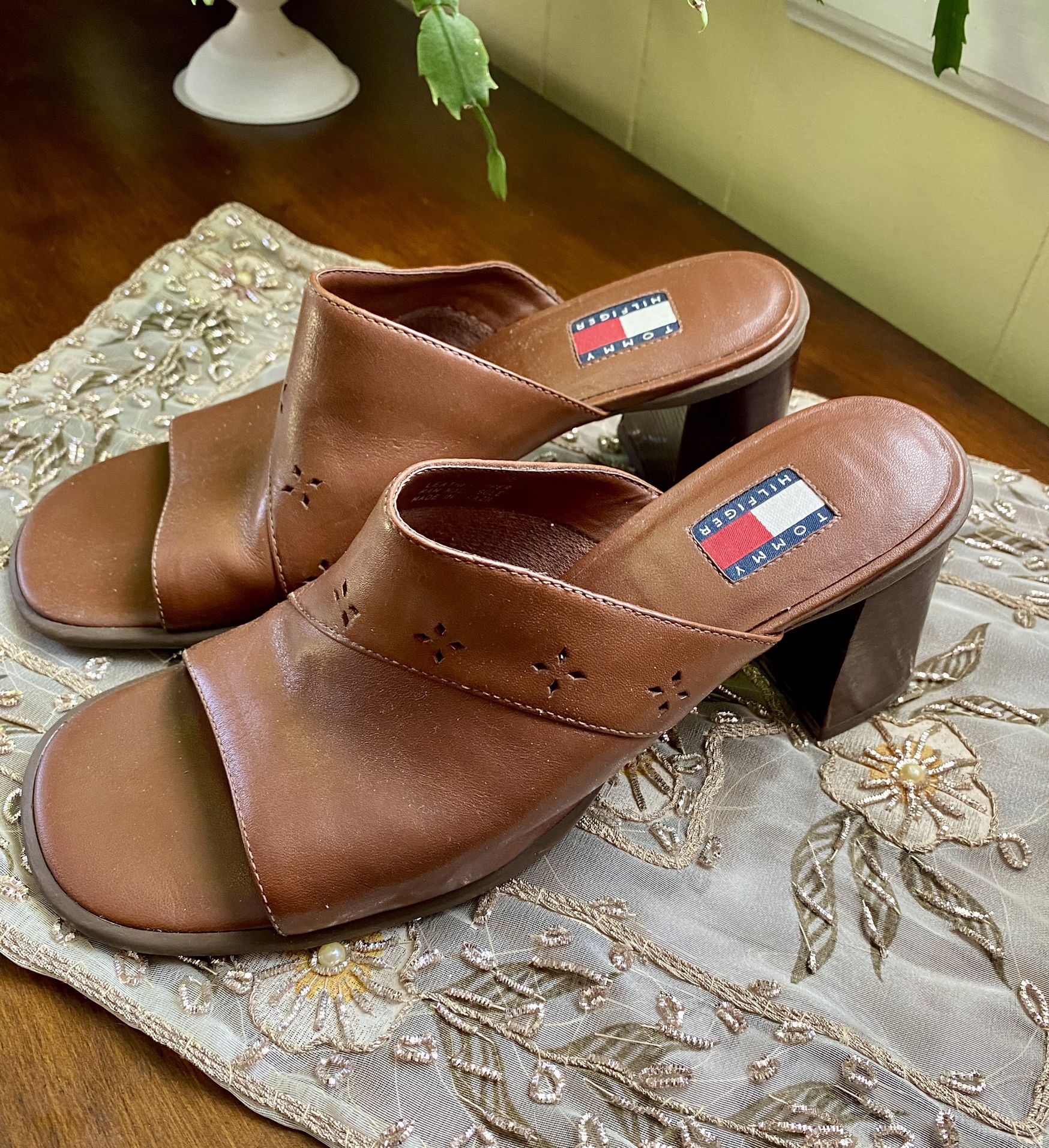 Women’s Size 7.5 Tommy Hilfiger Wedge Heels