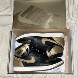 Jordan 1 High “Metallic Gold”