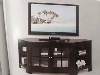 Entertainment console