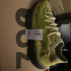 Unisex Shoes Men 7 Women 8.5