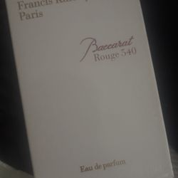 Baccarat Rogue 540 White