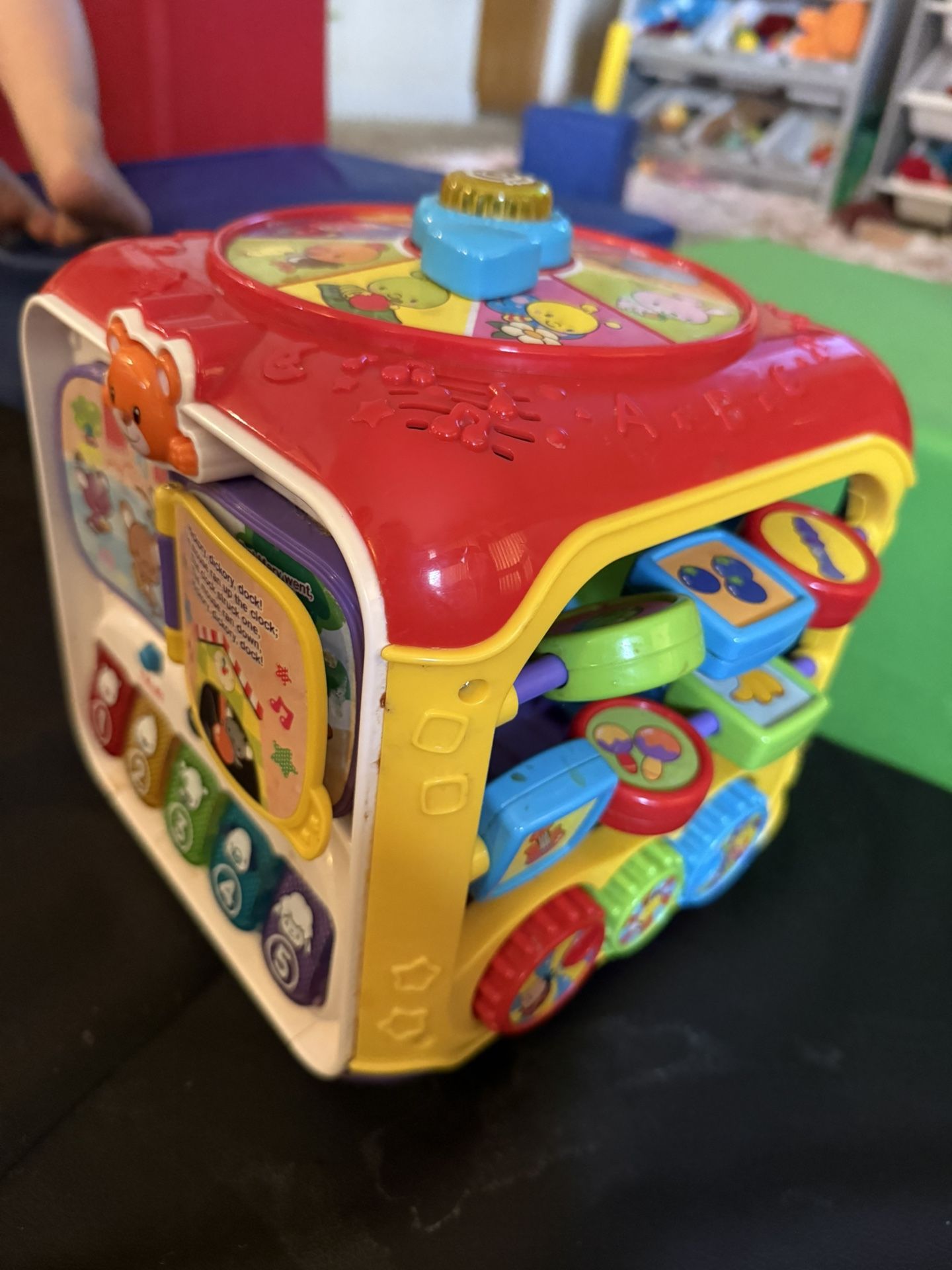 Sort And Discover Activity Cube