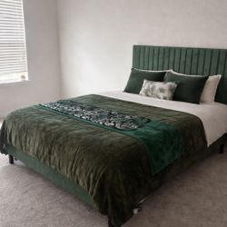 Queen Bed Frame – Sturdy & Easy Setup