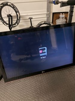 Lg flat screen 42 inch and Phillips 32 inch lcd