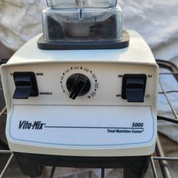 Vitamix Blender Commercial  Series 5000