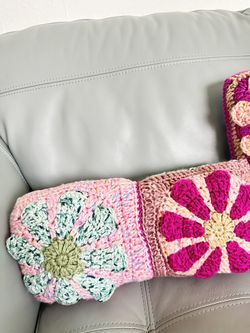 Pillow (crochet )