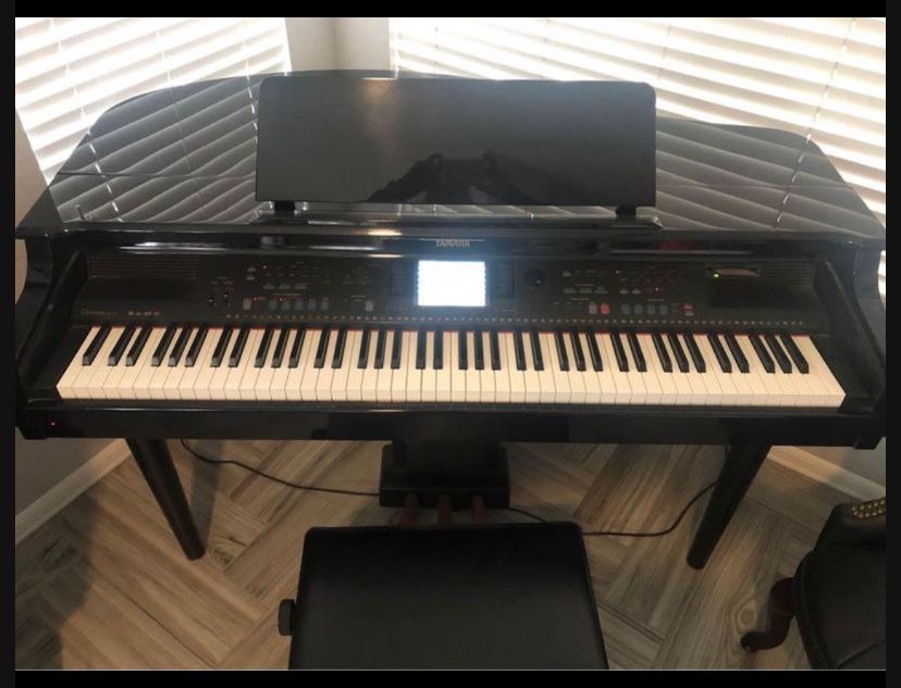 Yamaha Baby Grand Piano.  OBO