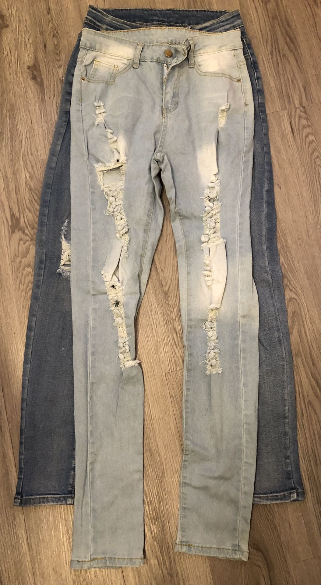 Womens Destroyed Skinny Jeans
