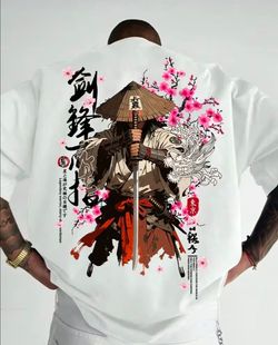 Samurai Men Tshirt Size:L