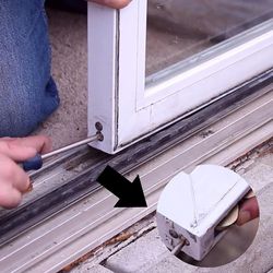 SLIDING GLASS DOOR REPAIR-SLIDING DOOR ROLLER REMPLACE