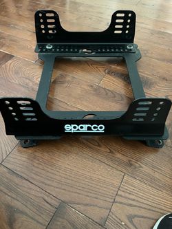 E90 335i sparco seat mount and and brackets