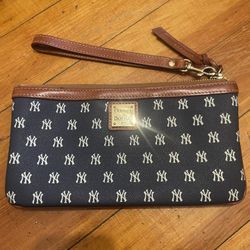 New York yankee clutch bag 