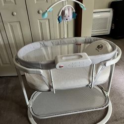 Fisher Price Bassinet