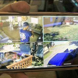 4 CAMARAS D SEGURIDAD-SURVEILLANCE SYSTEMS