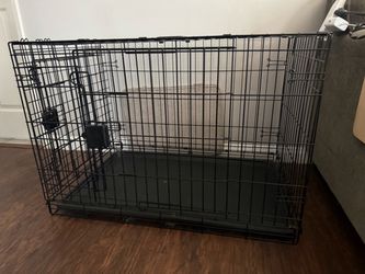 Amazon basic portable crate for M/L pets