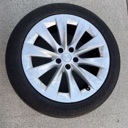 1 — 265/45r20 5x120 5x4.72 Stock Tesla Model X S BMW wheel Rim With Tire
