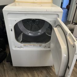 Gas Dryer GE Brand