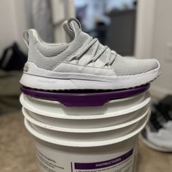Adidas Men Shoes Size 8.5