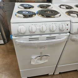 20 Inch Wide Electric Stove White Color