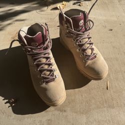 Timberland Hiking Boots - Women’s Size 9.5