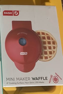 Mini waffle maker